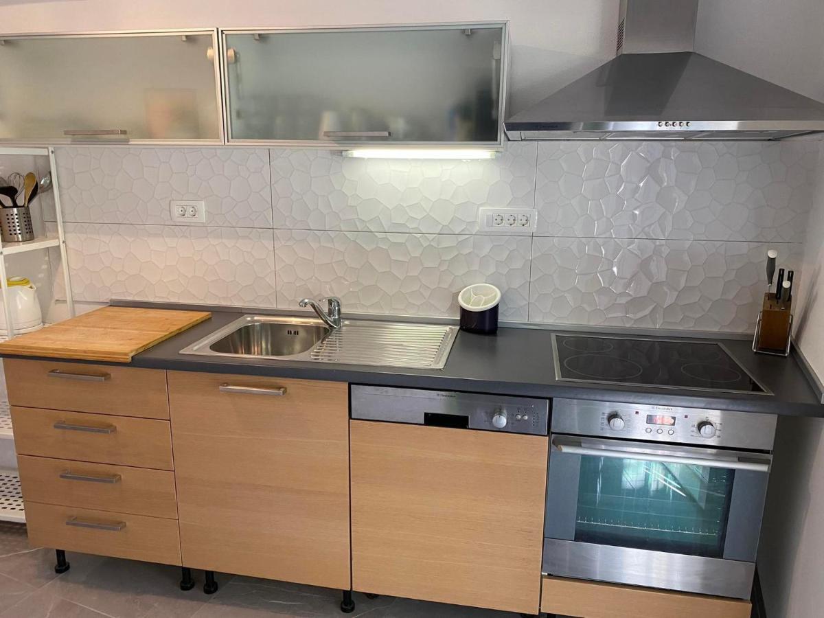 Terrace Apartment Хвар Екстериор снимка