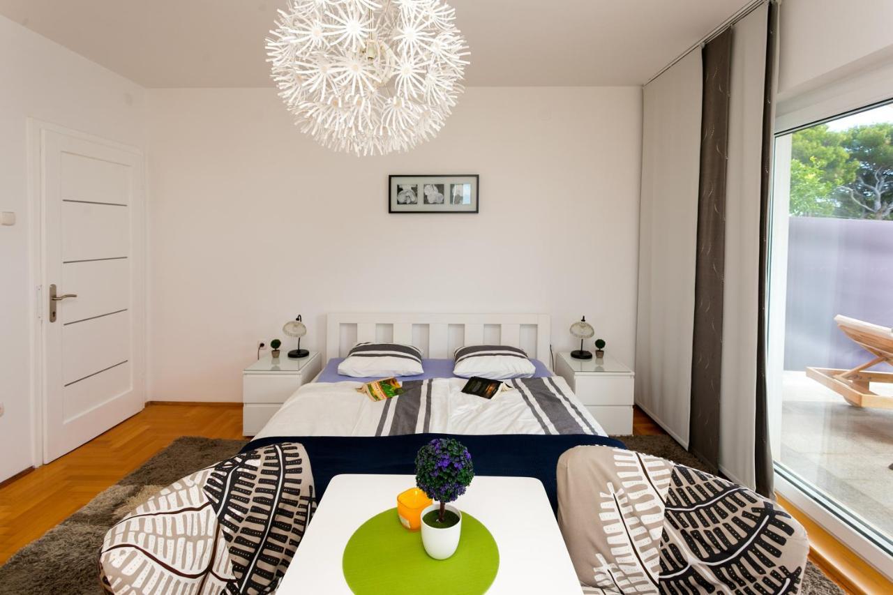 Terrace Apartment Хвар Екстериор снимка