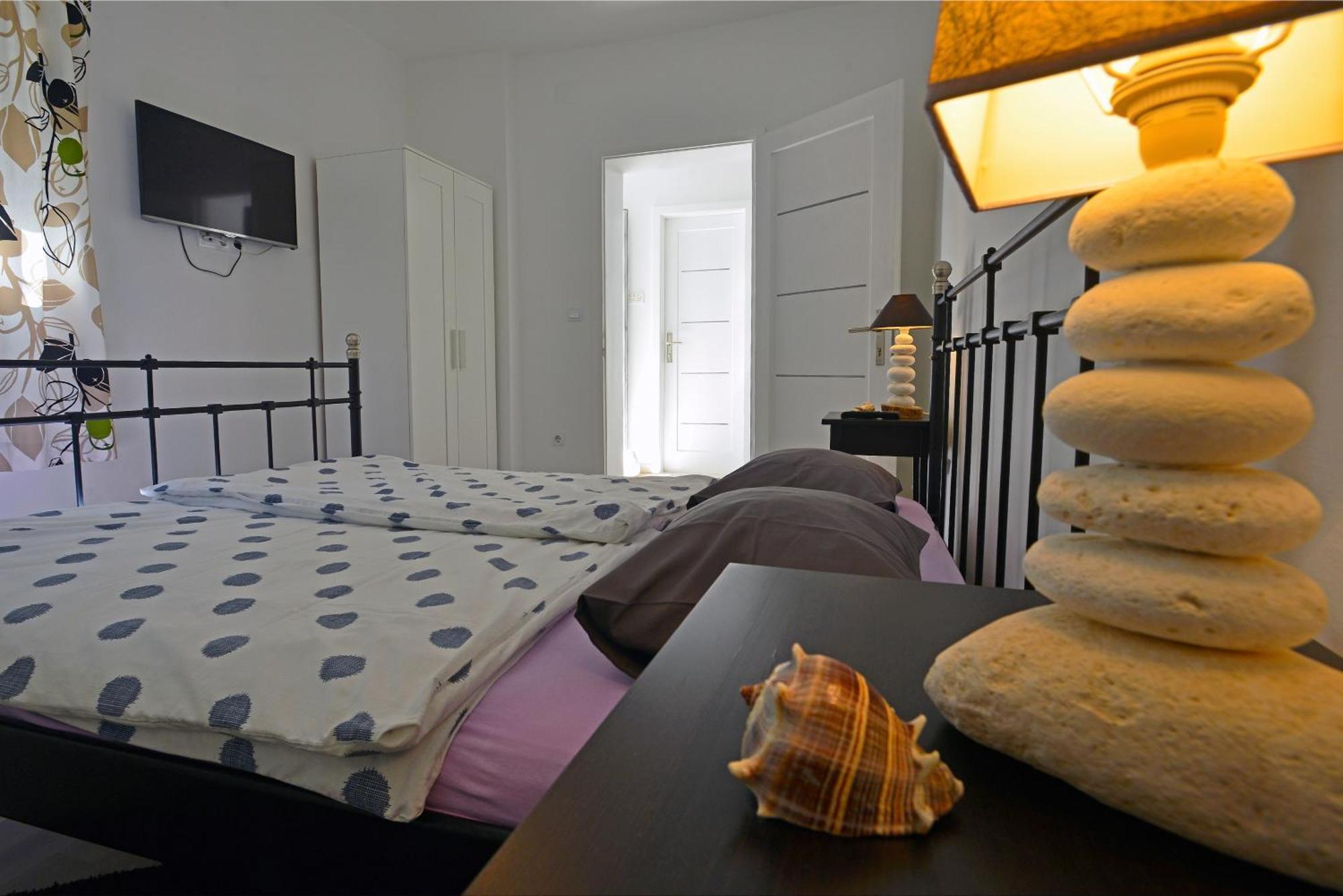 Terrace Apartment Хвар Екстериор снимка